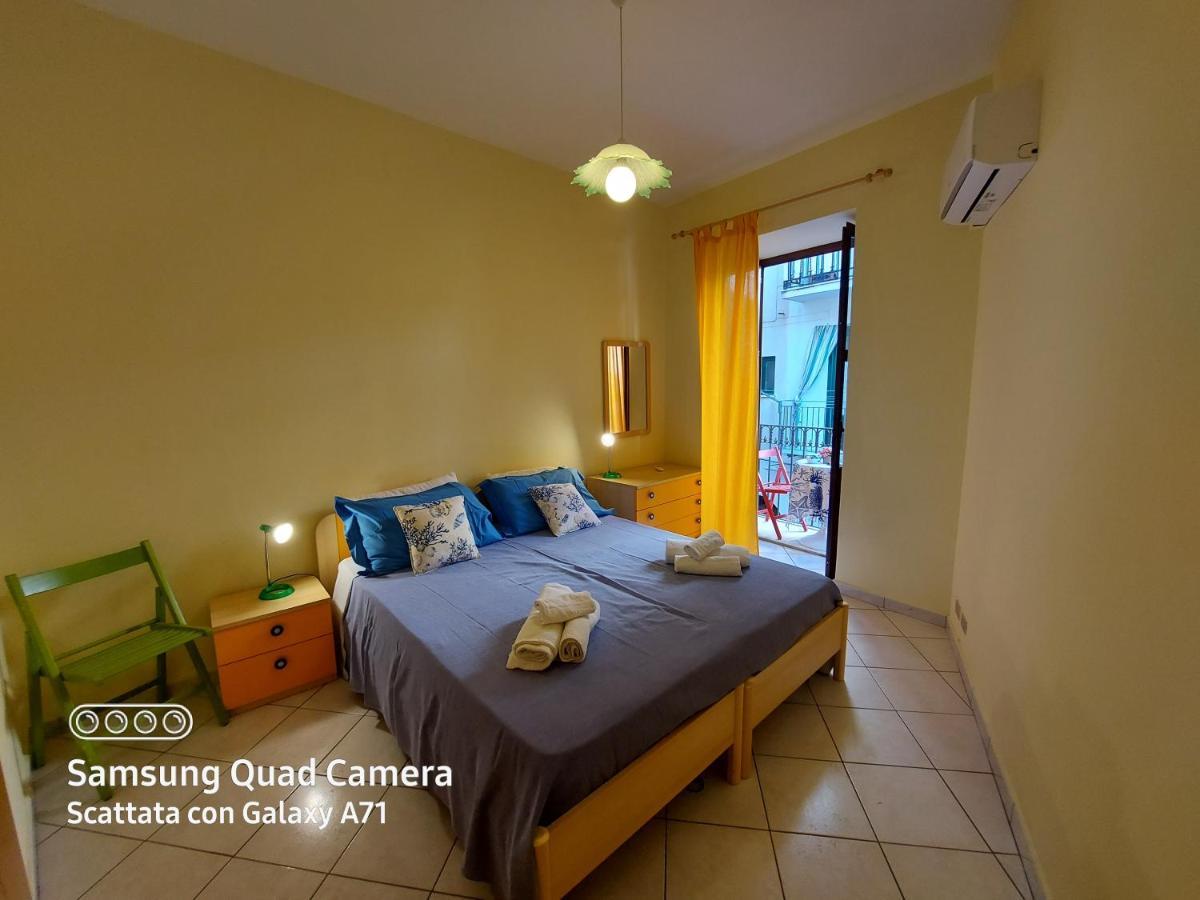 Casa Vittorio Apartment Чефалу Екстериор снимка