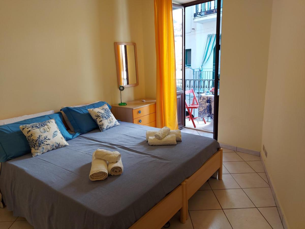 Casa Vittorio Apartment Чефалу Екстериор снимка
